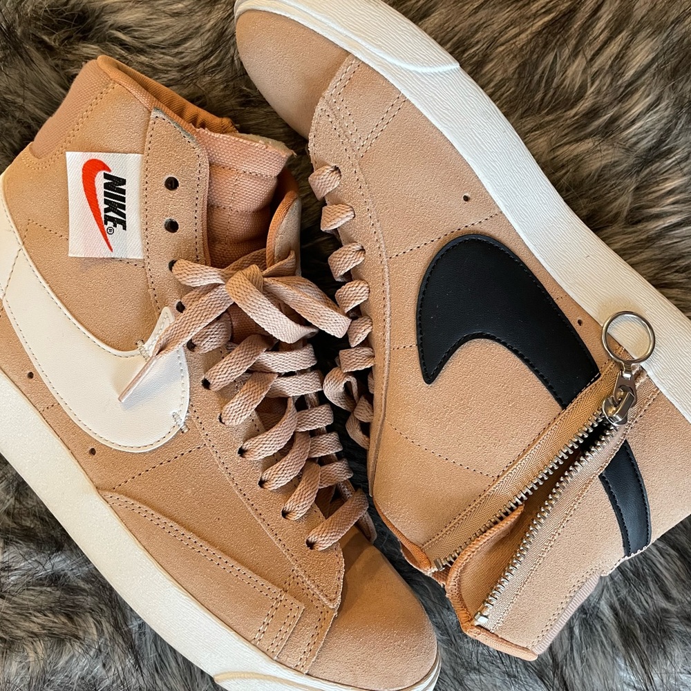Tan Nike Blazer Mid Rebel